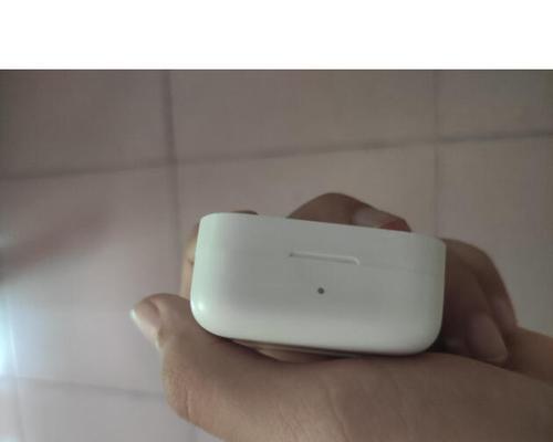 全方位了解小米Air2SE耳机的使用步骤（掌握小米Air2SE耳机的功能与操作技巧）  第1张