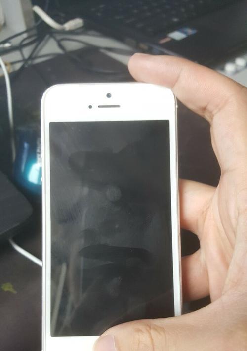 苹果手机突然无法充电的原因及解决方法（探索苹果手机充电问题的根源，为您提供有效解决方案）  第3张