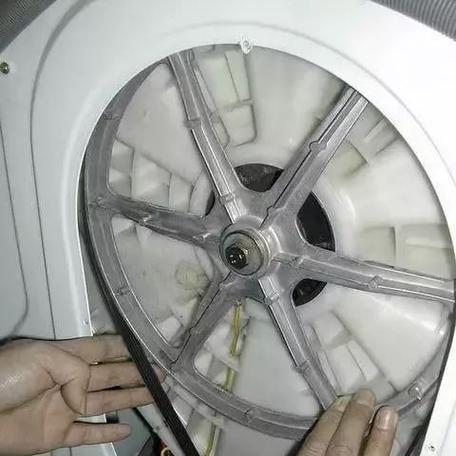 奥克斯洗衣机E4故障原因及解决方法（详解奥克斯洗衣机显示E4故障的原因与修理方法）  第3张