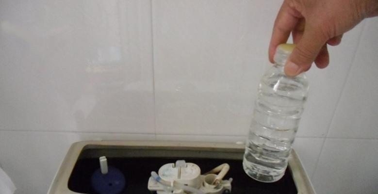 解决惠达马桶进水阀不止水的方法（惠达马桶进水阀问题修理方法详解）  第1张