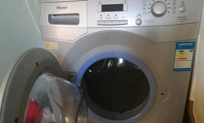 滚筒洗衣机下水管清洗方法（解决洗衣机下水管堵塞问题的有效措施）