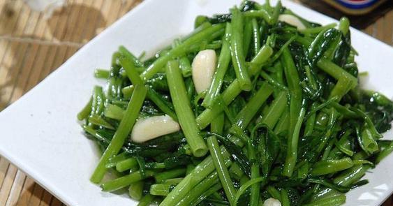 炒出绿叶脆茎，空心菜的精彩表演（美味食材）  第1张