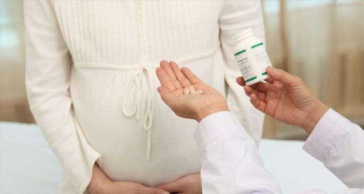 孕妇鼻炎的治疗方法与注意事项（孕妇鼻炎的药物使用及安全性）