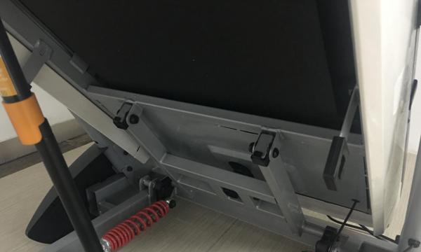 跑步机底部进水的处理方法（解决跑步机底部进水问题的实用技巧）  第2张