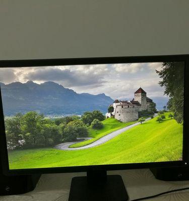 电脑显示器纯绿色问题的原因与解决方案（绿屏问题及其影响）  第2张