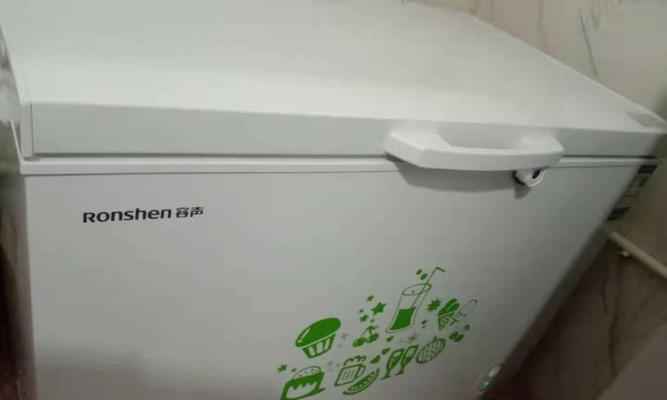 如何选择适合丰台维修冰柜的冰柜（全面分析冰柜选购要点）  第2张