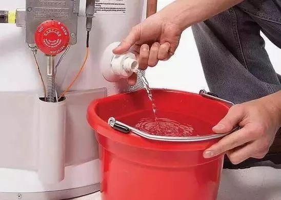 如何解决热水器常有水锈问题（从清洁维护到滤芯更换）  第2张