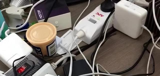 解决电脑无法打开USB设备的问题（排除故障步骤及解决方案）  第1张