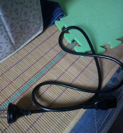 解决显示器电源一直坏的问题（有效应对显示器电源故障的方法与技巧）