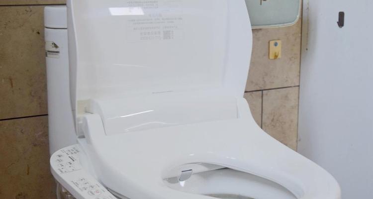 松下马桶进水慢的原因及维修方法（解决马桶冲水速度慢的实用技巧）
