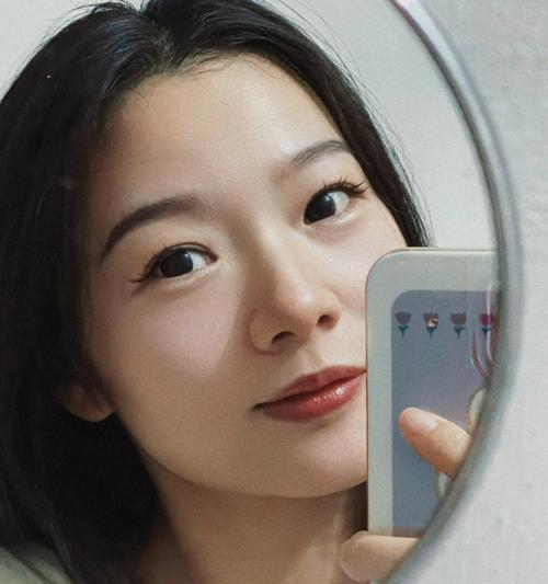 手机如何自拍？装口袋里怎么自己拍照？  第1张