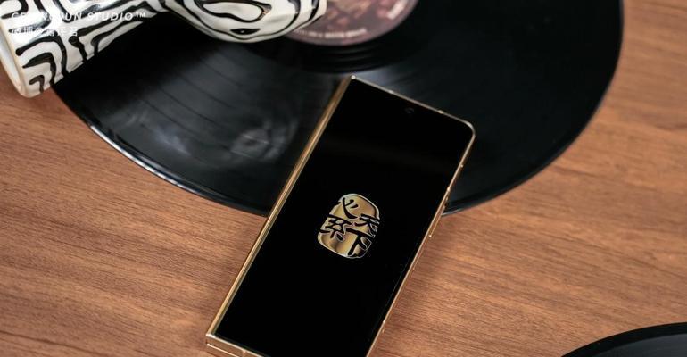 三星充电器w24的瓦数是多少？选择充电器时瓦数有何影响？  第2张