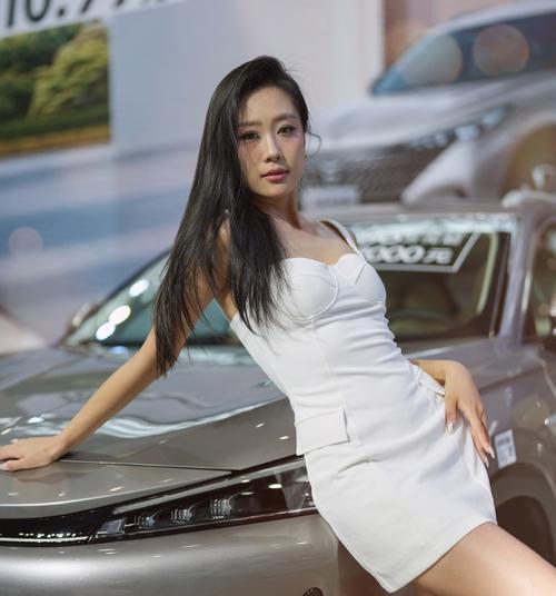 用苹果手机拍摄车模的技巧是什么？如何拍出专业效果？