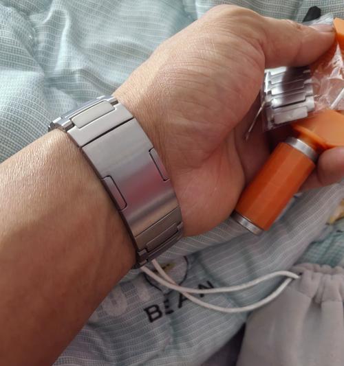 小米智能手表纯钛表带拆卸困难怎么办？  第2张